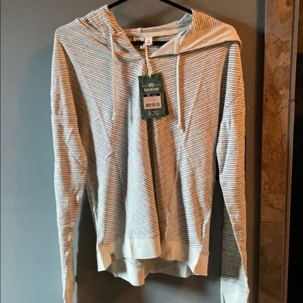 Tenteee women’s piney hoodie